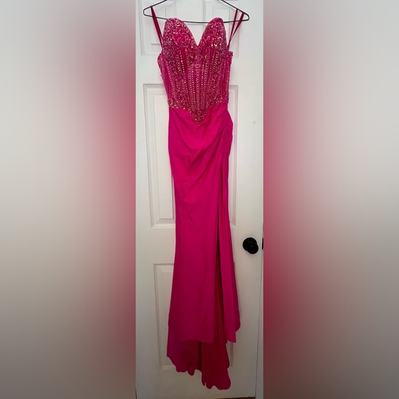 Ashley Lauren Dresses & Skirts - Ashley Lauren Designer hot pink beaded Prom Dress Size 00